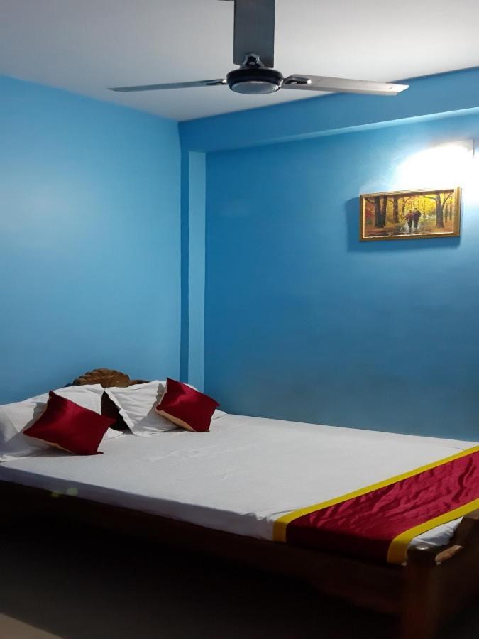 Goroomgo Star Lodge Purî Extérieur photo